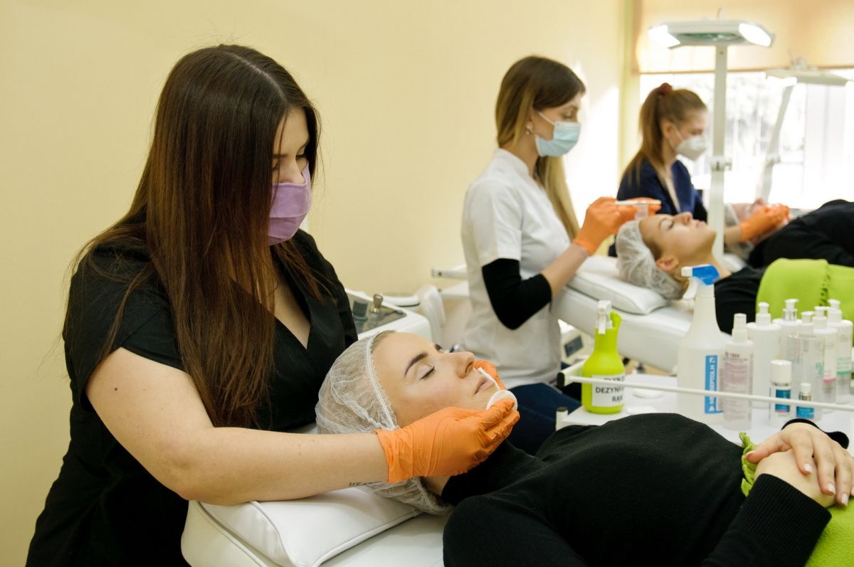 Kosmetologia - zajęcia praktyczne - 2